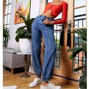 🛍️ 3/$25 BDG High Rise Jogger Cargo Jeans Size 26